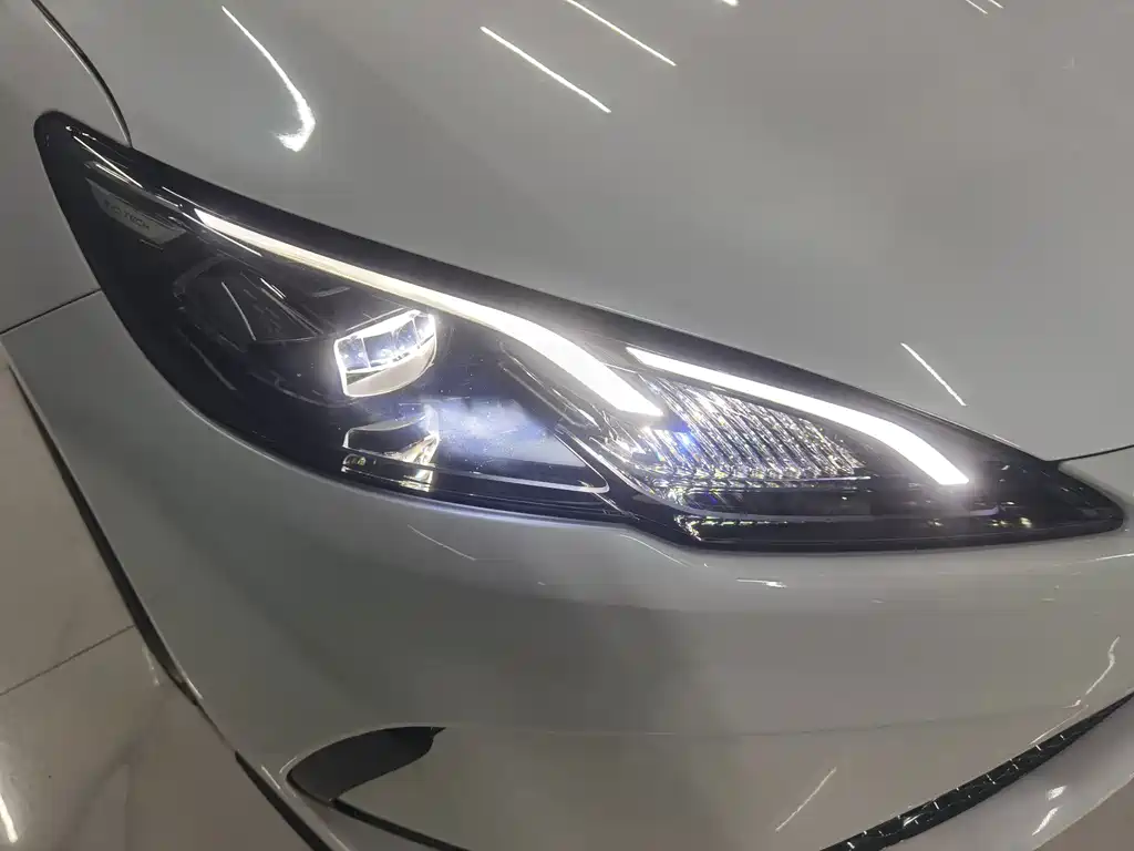 BYD Seal 05 DM-i — миниатюра 21