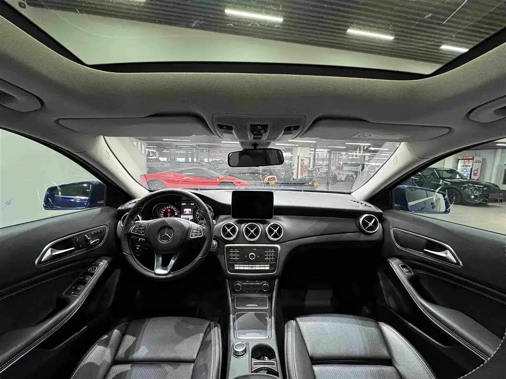 Mercedes-Benz GLA — миниатюра 17