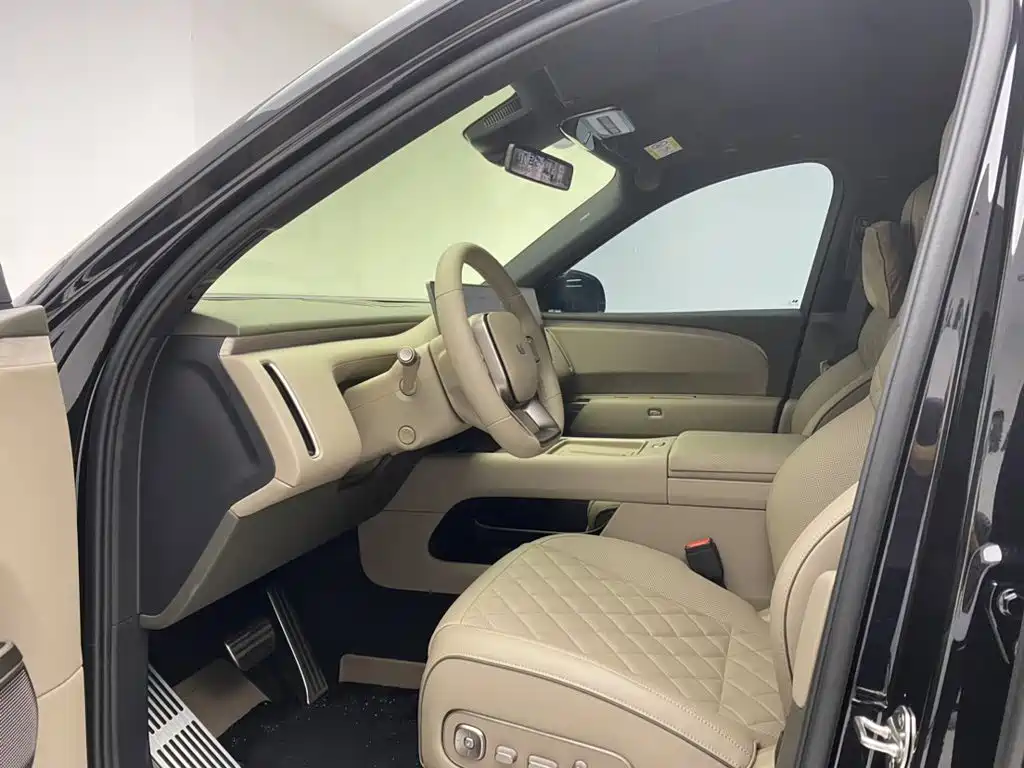Li Auto Li L8 — миниатюра 17