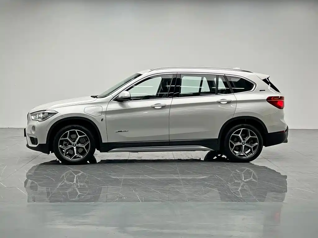 BMW X1 New Energy — миниатюра 3