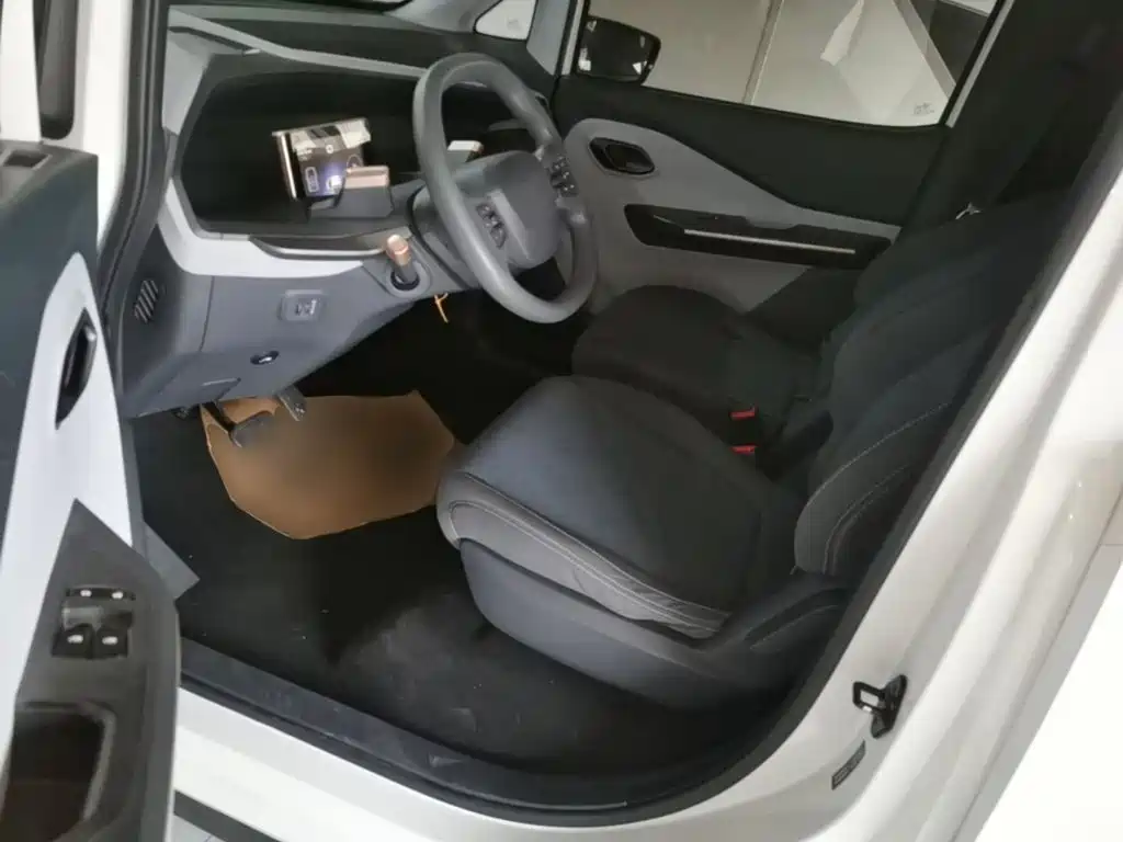 Baojun E200 — миниатюра 17