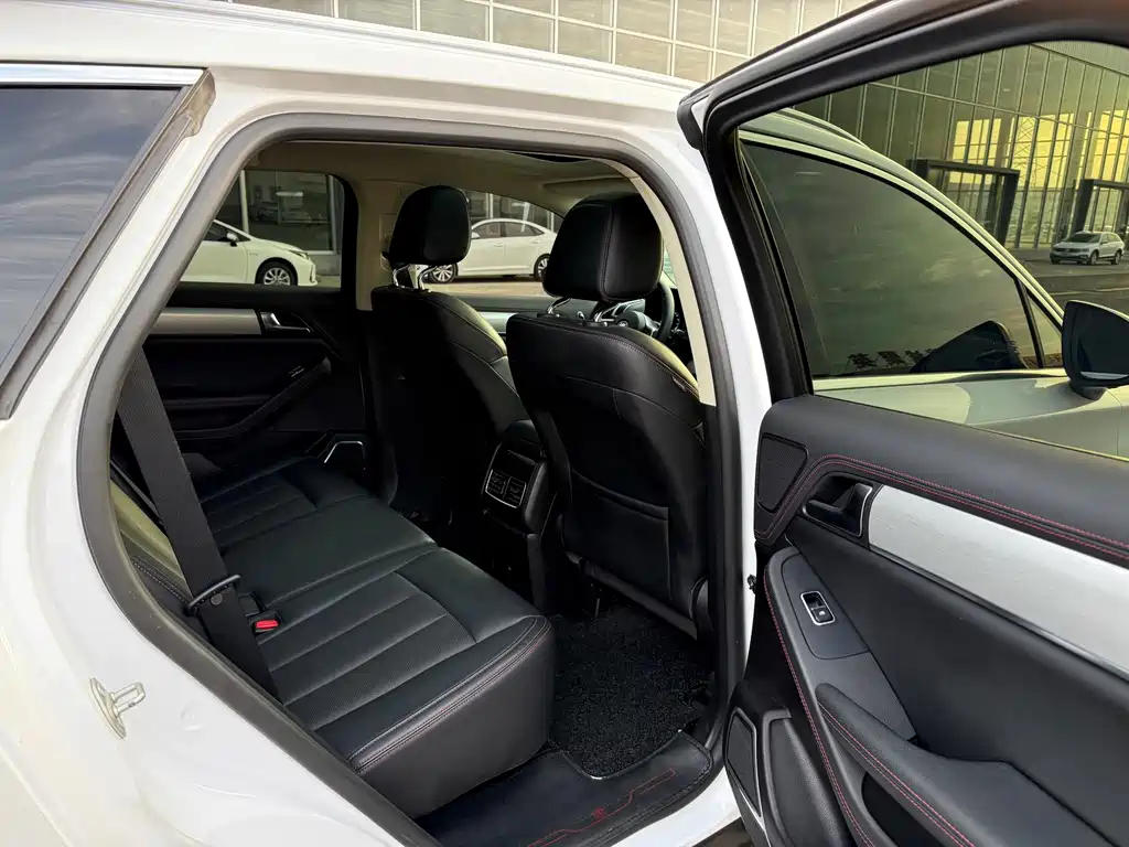 BYD Tang New Energy — миниатюра 16