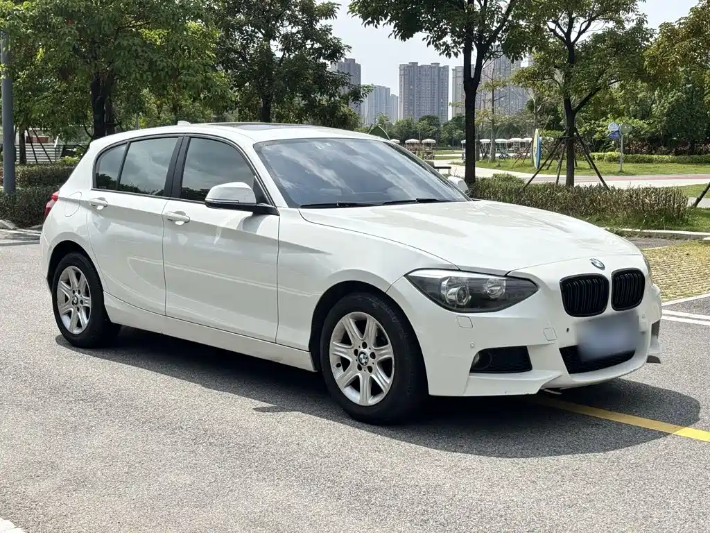 BMW 1 Series (Import) — миниатюра 4