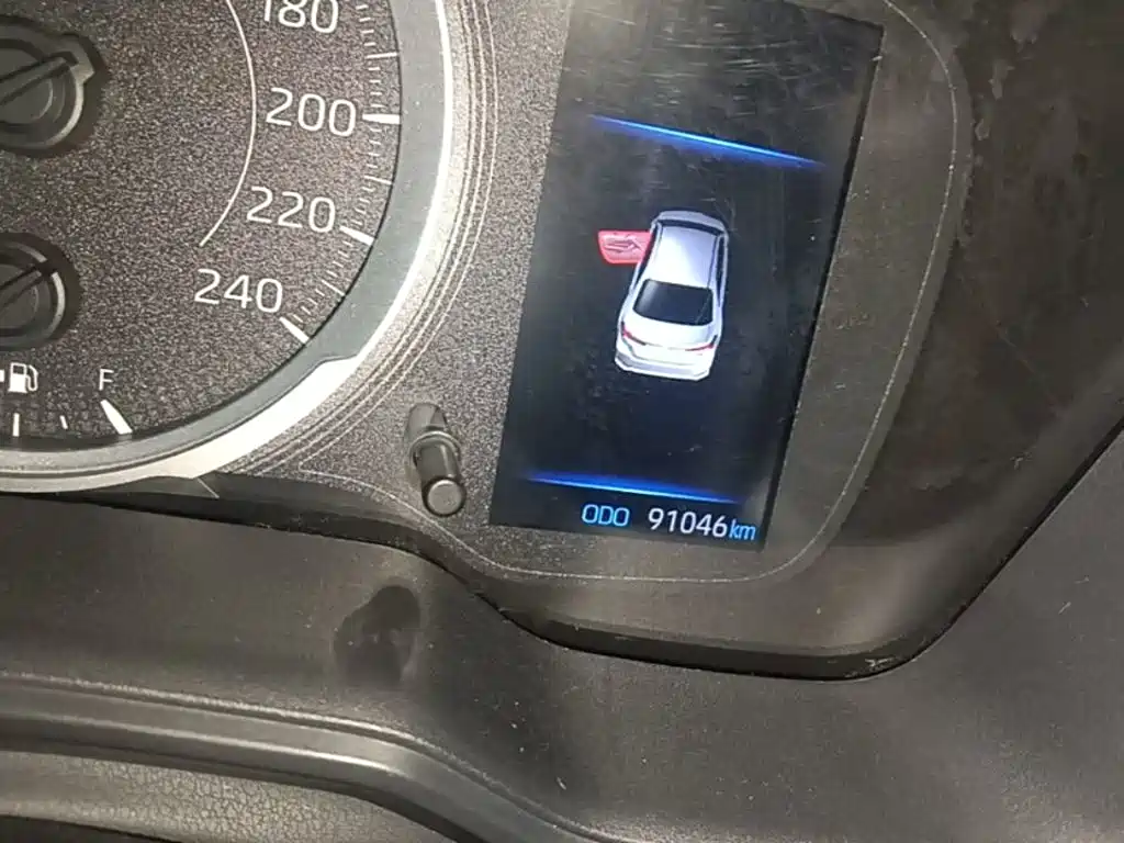 Toyota Corolla — миниатюра 12