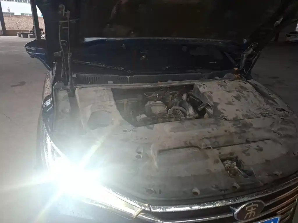 BYD MAX — миниатюра 21