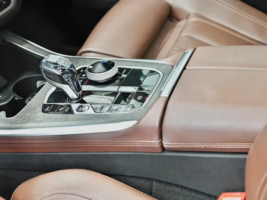 BMW X5 (Import) — миниатюра 16
