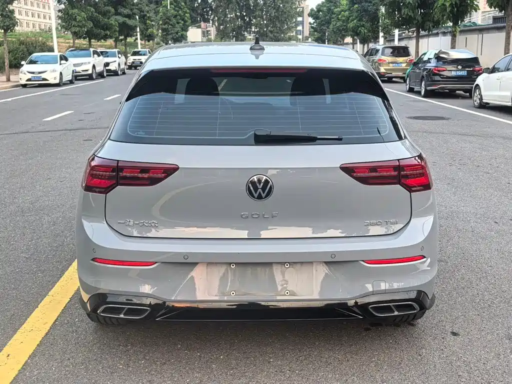 Volkswagen Golf — миниатюра 10
