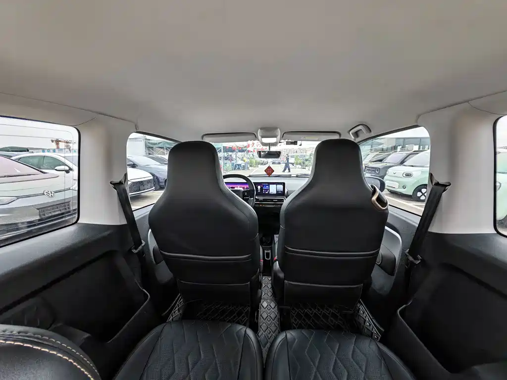 Baojun KiWi EV — миниатюра 14