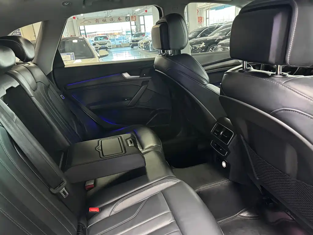 Audi Q5L — миниатюра 9