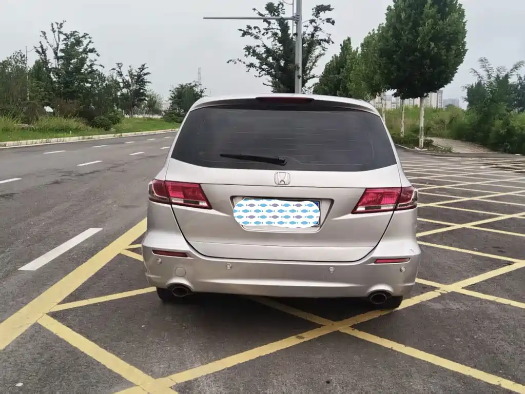 Honda Odyssey — миниатюра 5