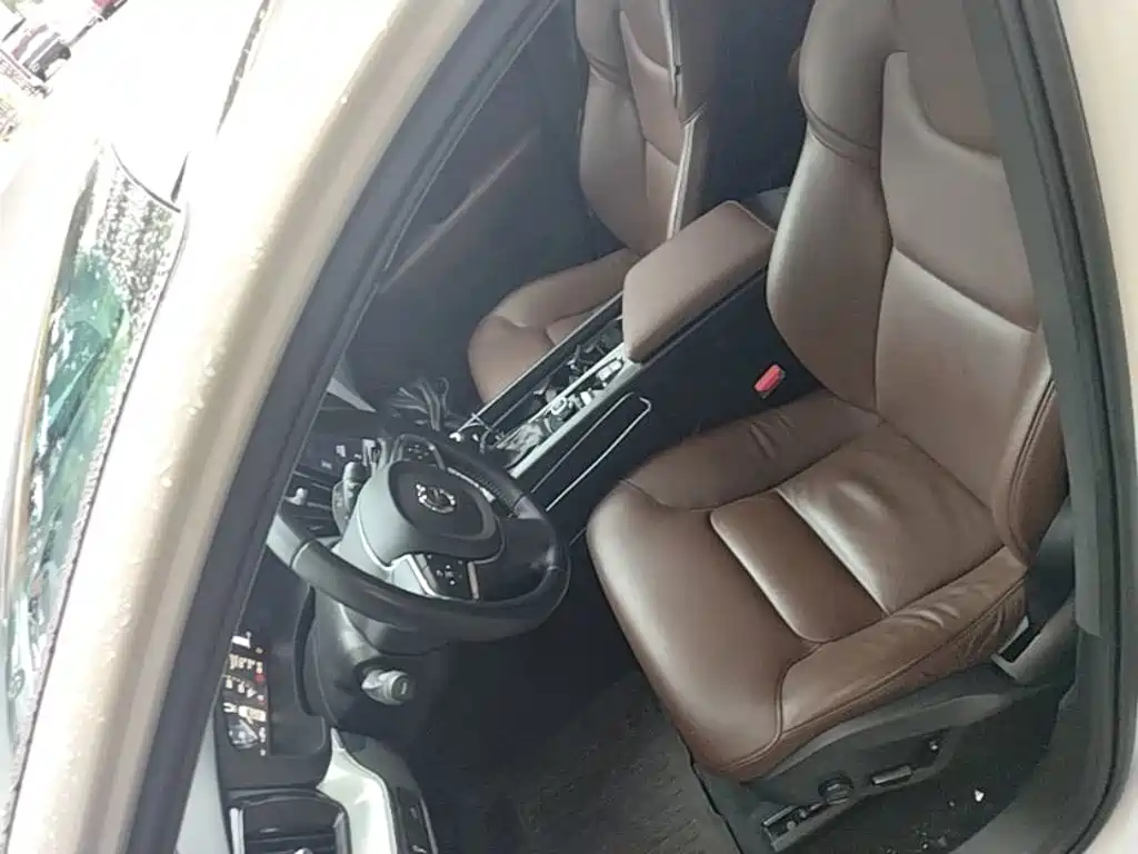 Volvo XC60 — миниатюра 15
