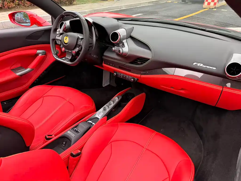 Ferrari F8 — миниатюра 10