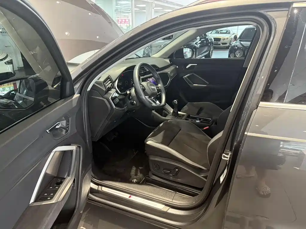 Audi Q3 — миниатюра 7