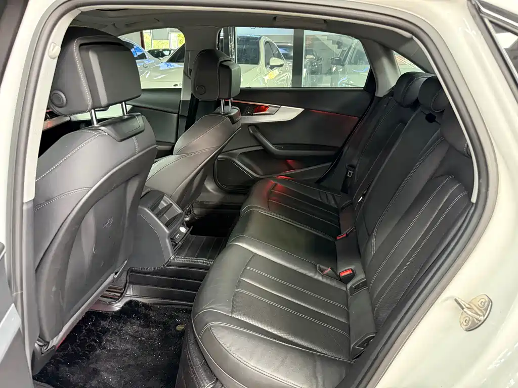 Audi A4L — миниатюра 8