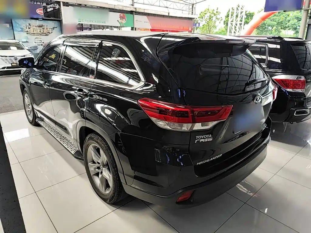 Toyota Highlander — миниатюра 5