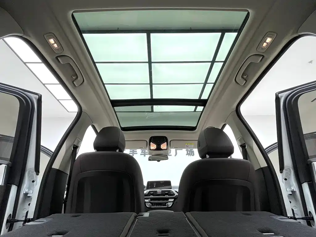 BMW X3 — миниатюра 9