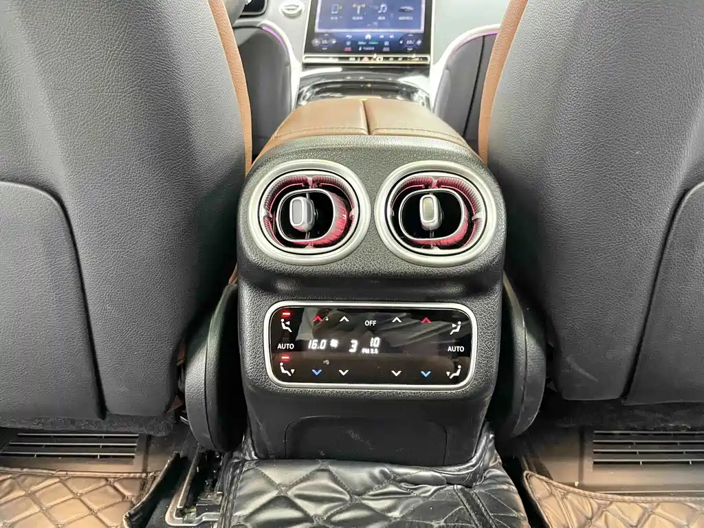 Mercedes-Benz GLC — миниатюра 16