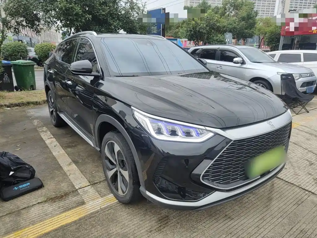 BYD PLUS New Energy — миниатюра 4
