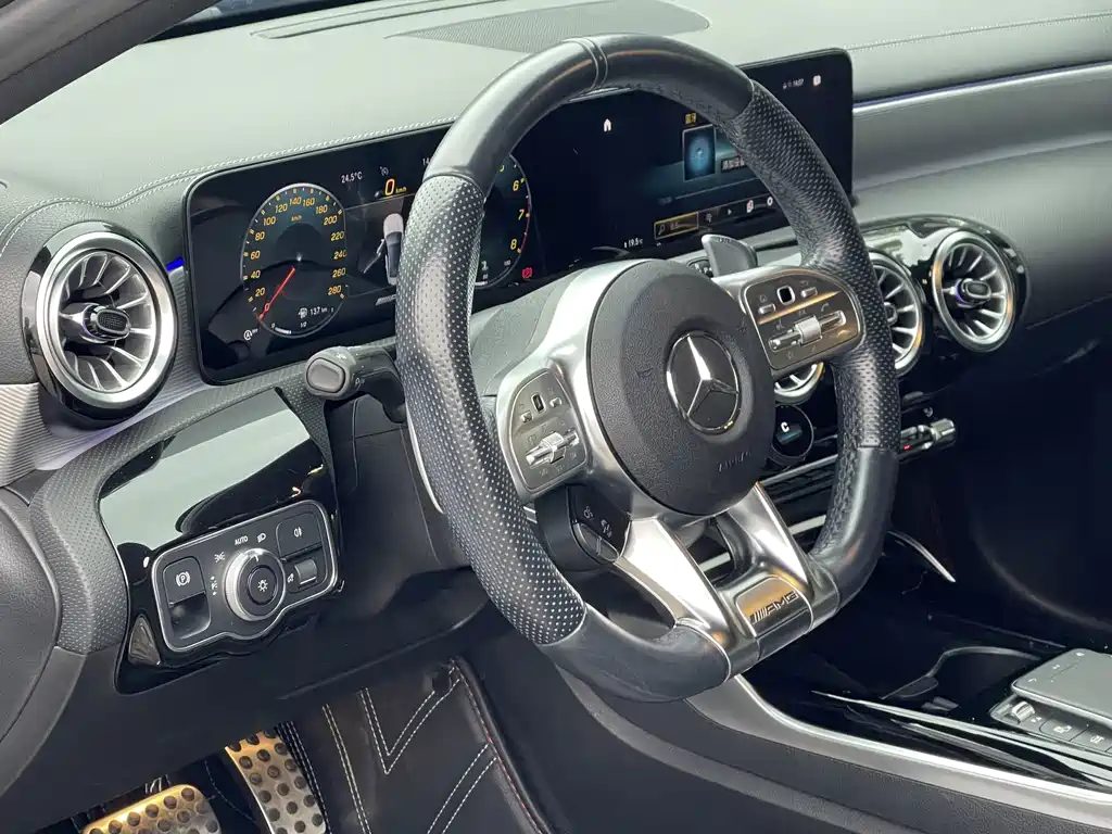 Mercedes-Benz A-Class AMG — миниатюра 6