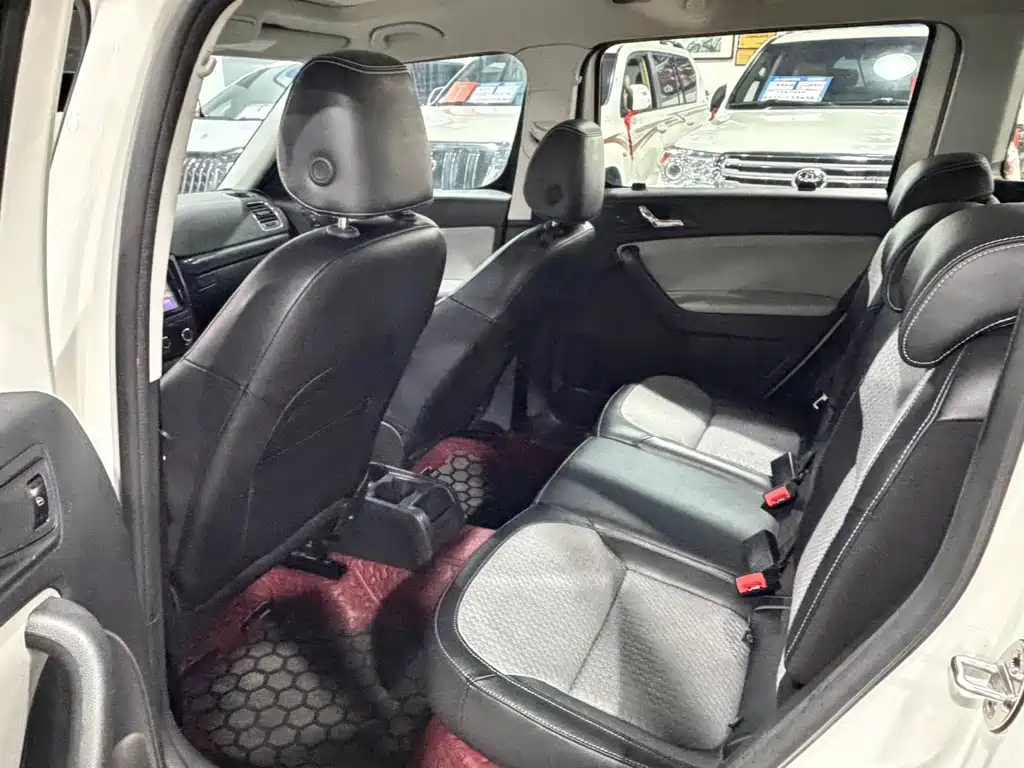 Skoda Yeti — миниатюра 9