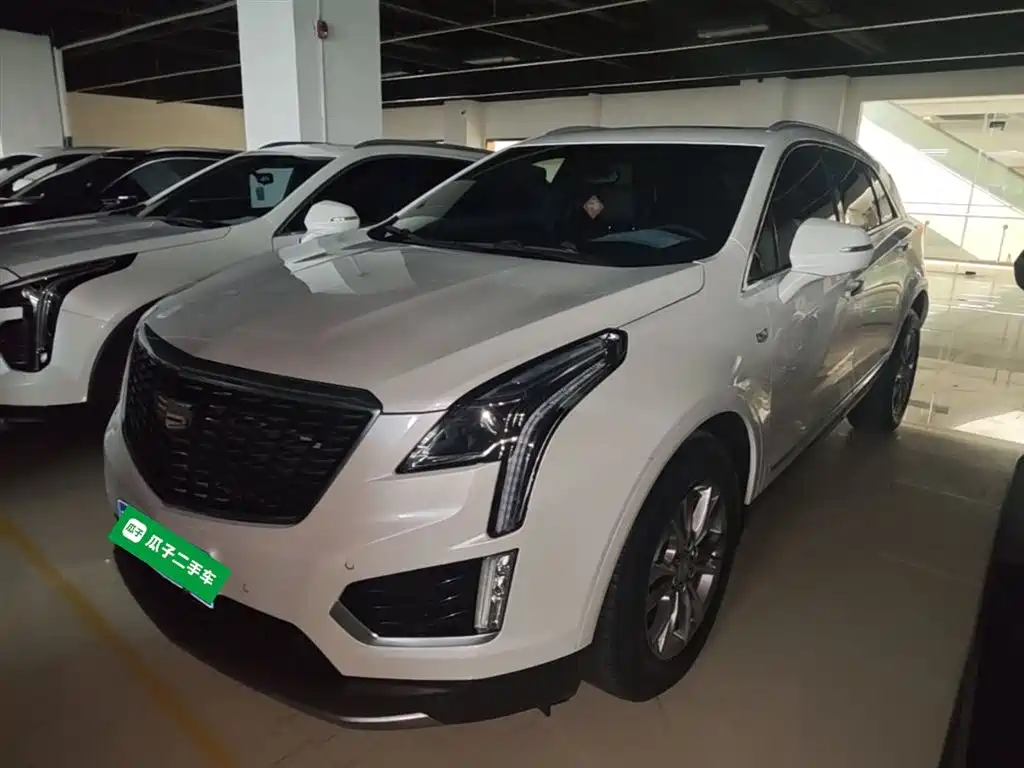 Купить Cadillac XT5