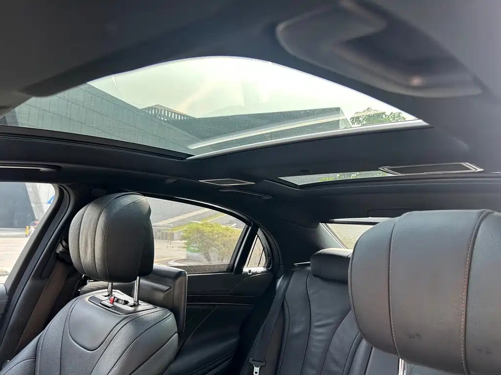 Mercedes-Benz S-Class — миниатюра 10