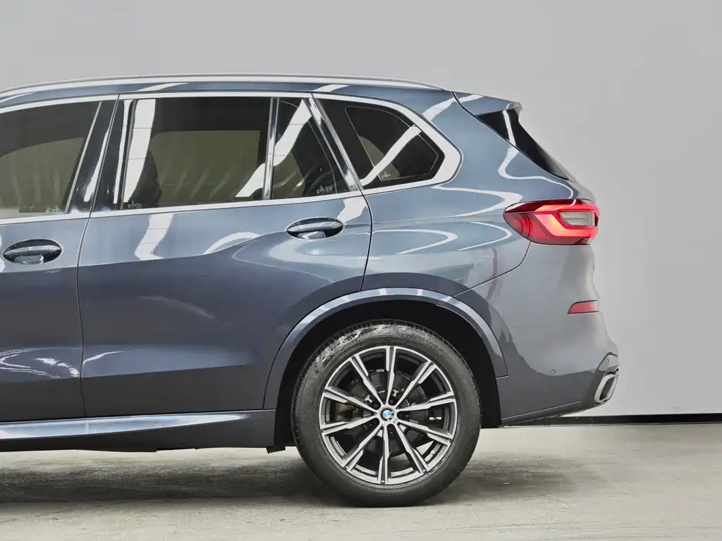 BMW X5 (Import) — миниатюра 20