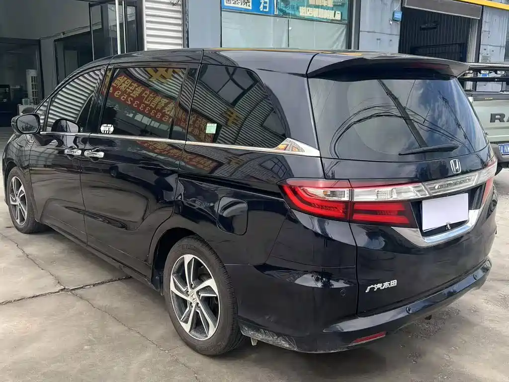 Honda Odyssey — миниатюра 5
