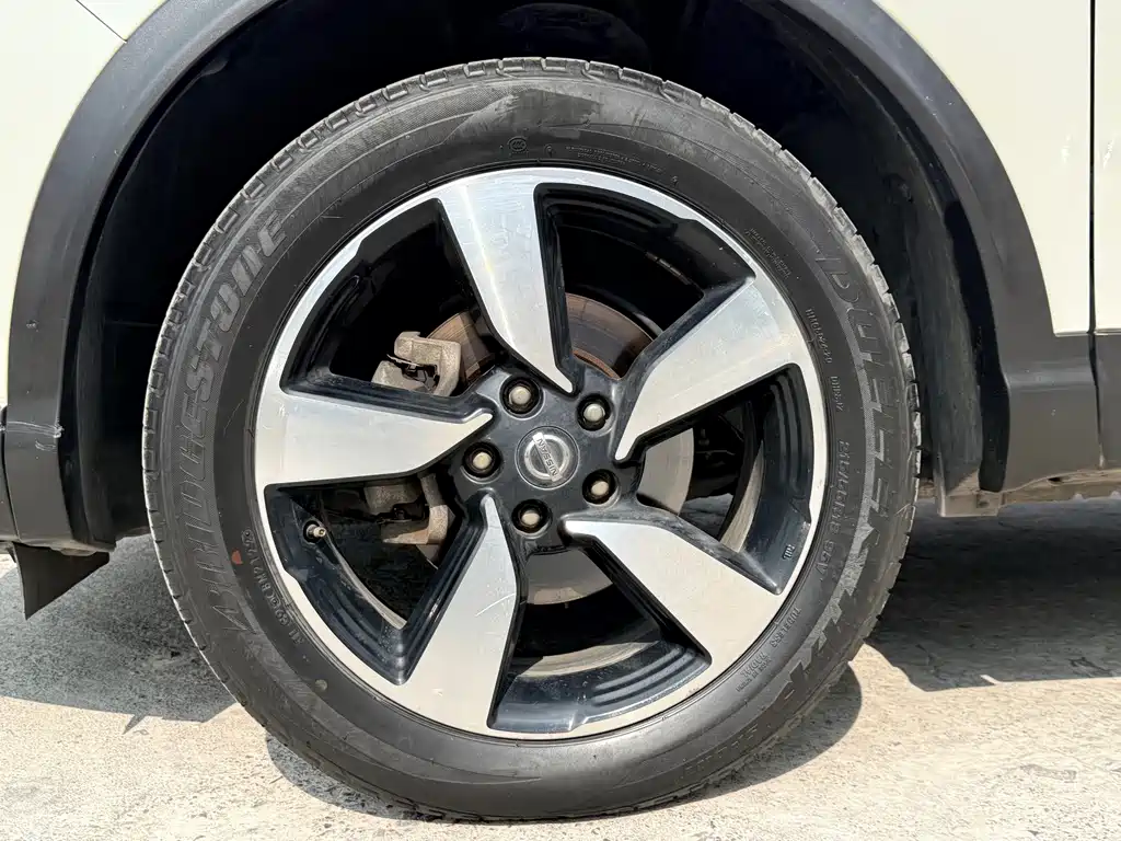 Nissan Qashqai — миниатюра 13