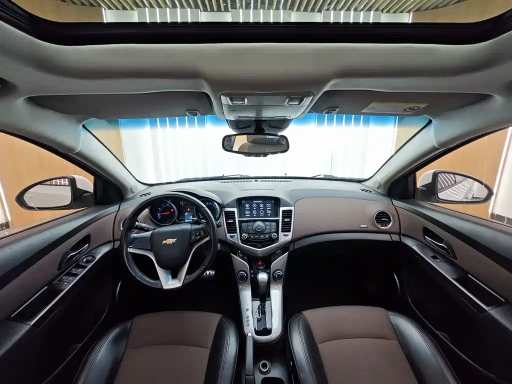 Chevrolet Cruze — миниатюра 13