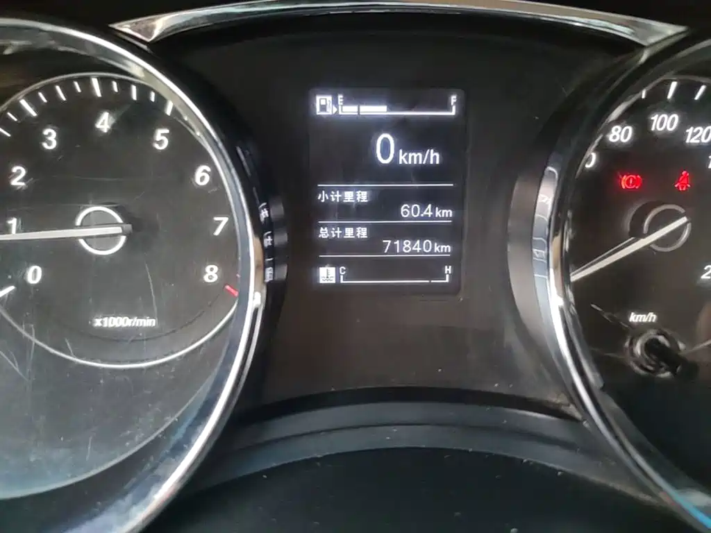 Wuling Hongguang — миниатюра 17