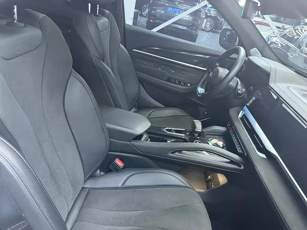 Geely Xingyue L — миниатюра 15