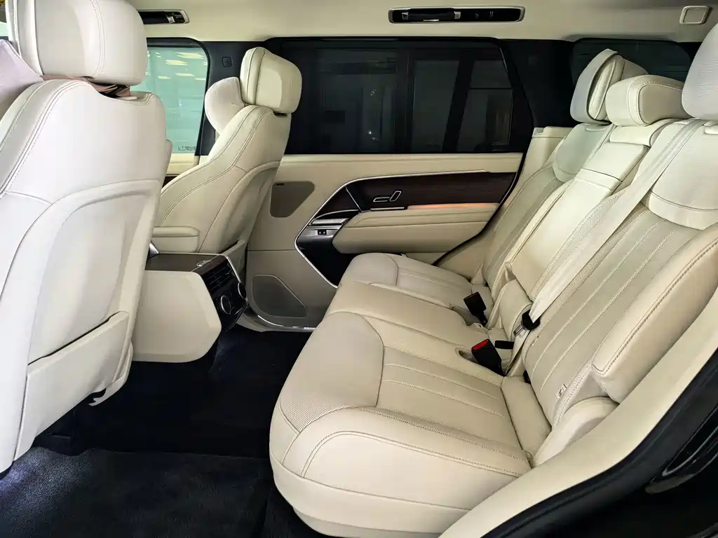 Land Rover Range Rover — миниатюра 11