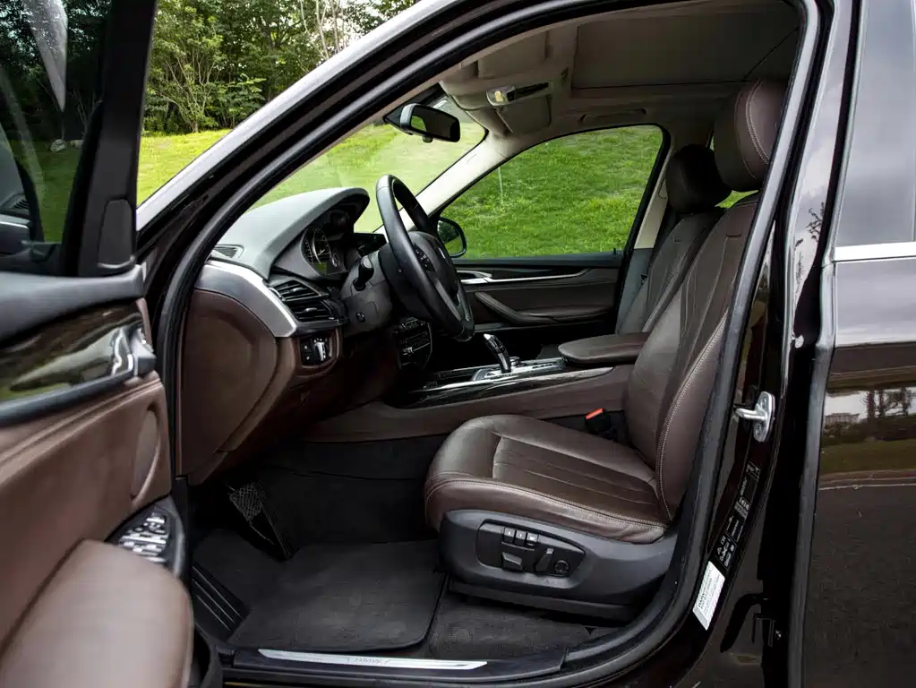 BMW X5 (Import) — миниатюра 11