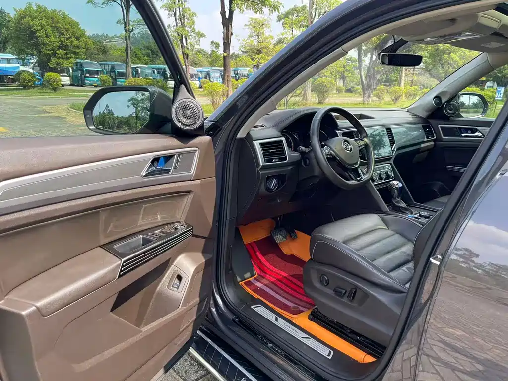 Volkswagen Teramont — миниатюра 15