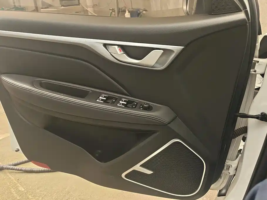 Geely Vision — миниатюра 7