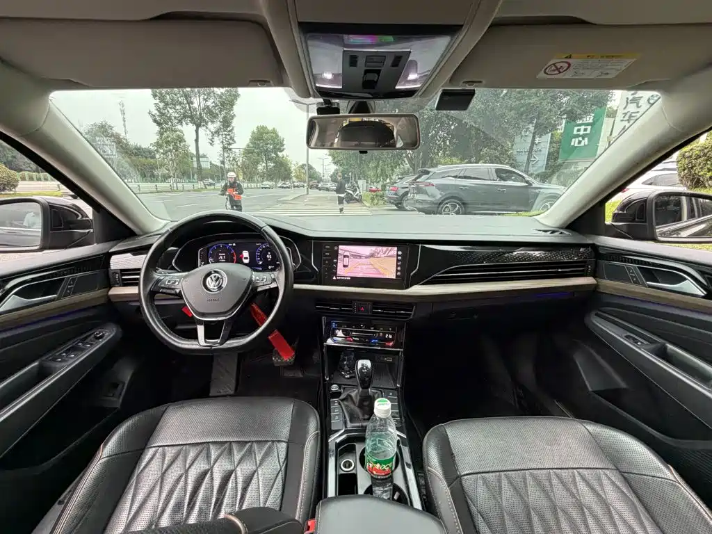 Volkswagen Passat — миниатюра 13