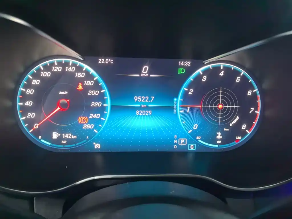 Mercedes-Benz C-Class — миниатюра 12