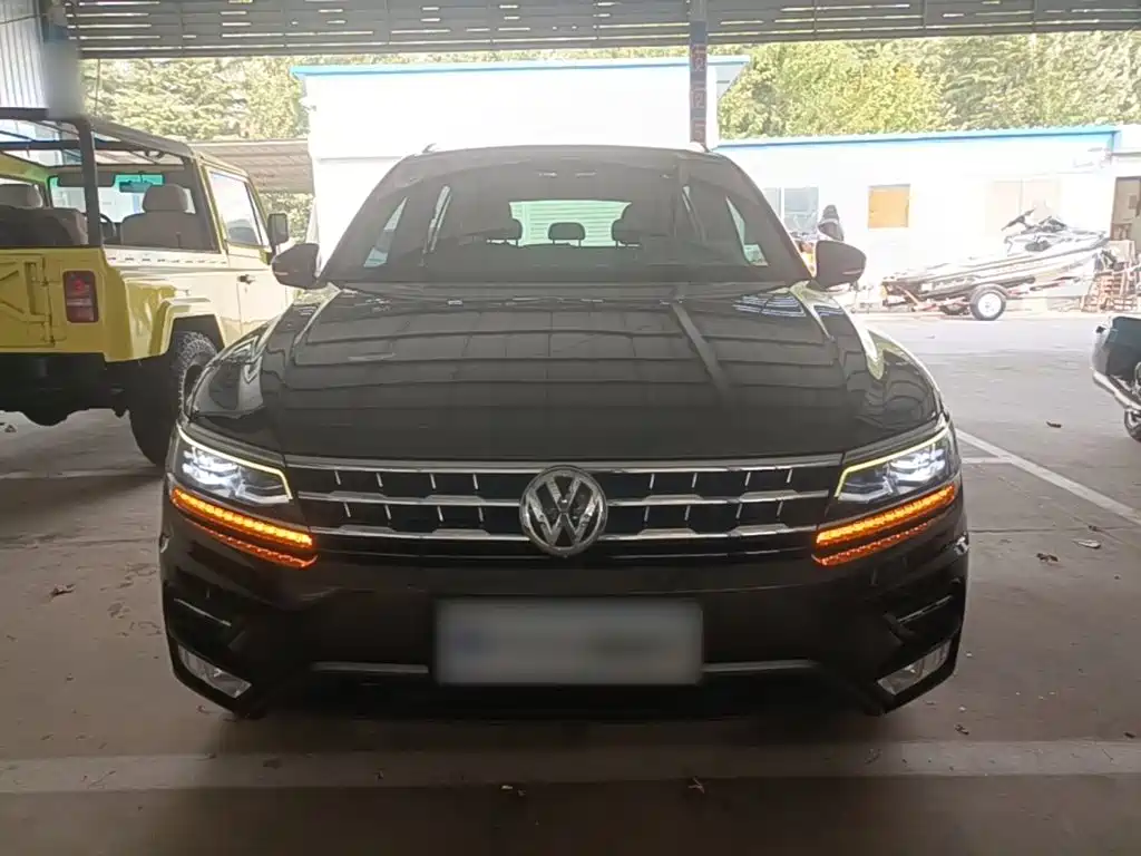 Volkswagen Tiguan L — миниатюра 3