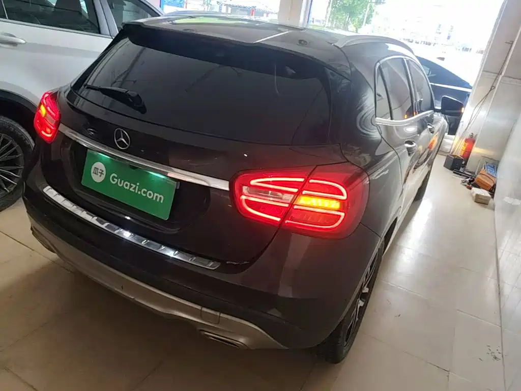 Mercedes-Benz GLA — миниатюра 7