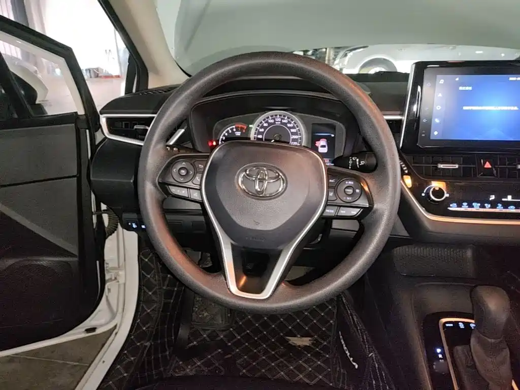Toyota Corolla — миниатюра 11