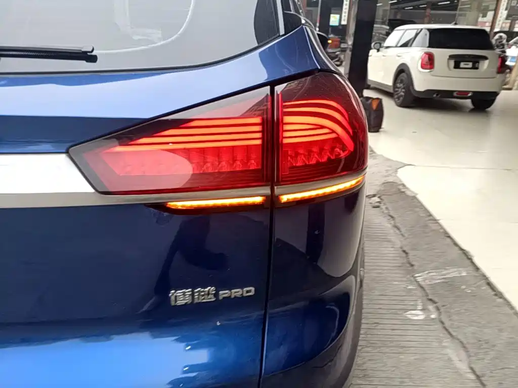 Geely Boyue — миниатюра 8