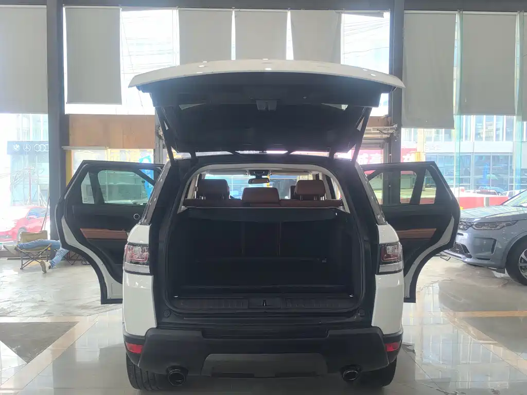 Land Rover Sport — миниатюра 22