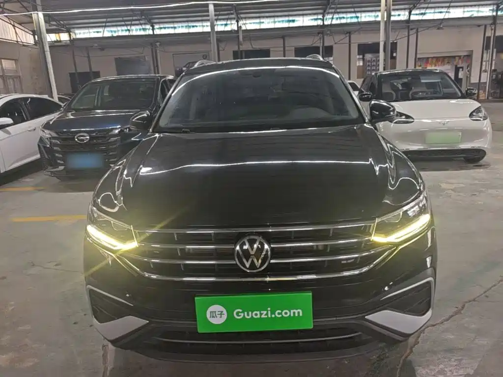 Volkswagen Tiguan L — миниатюра 3