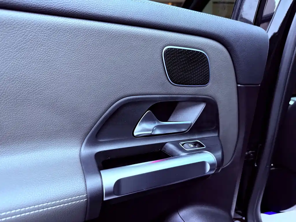 Mercedes-Benz GLB AMG — миниатюра 17