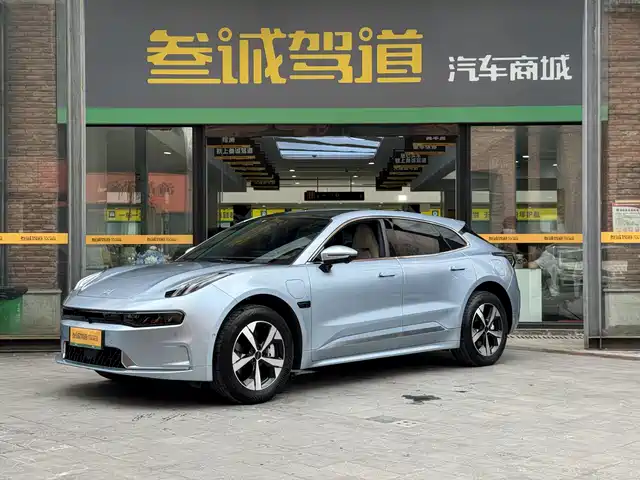 2023 Zeekr 001
