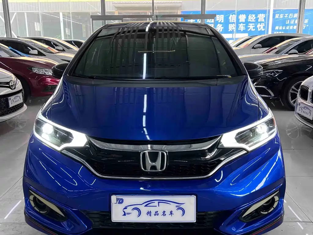 Honda Fit — миниатюра 5