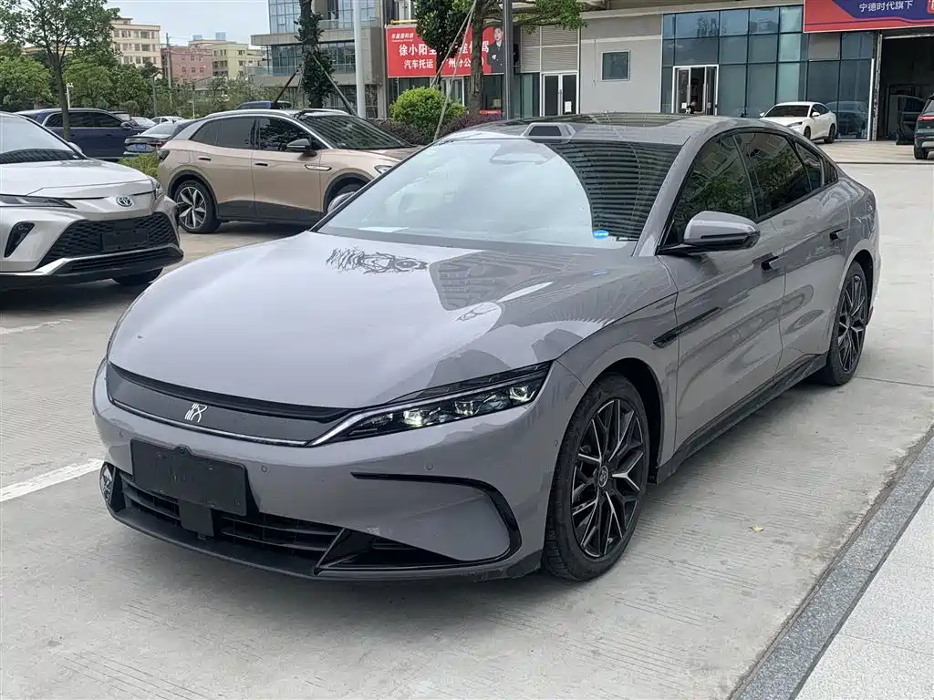 BYD Han 2025 DM-i Smart Drive Edition 125KM Honorable Type