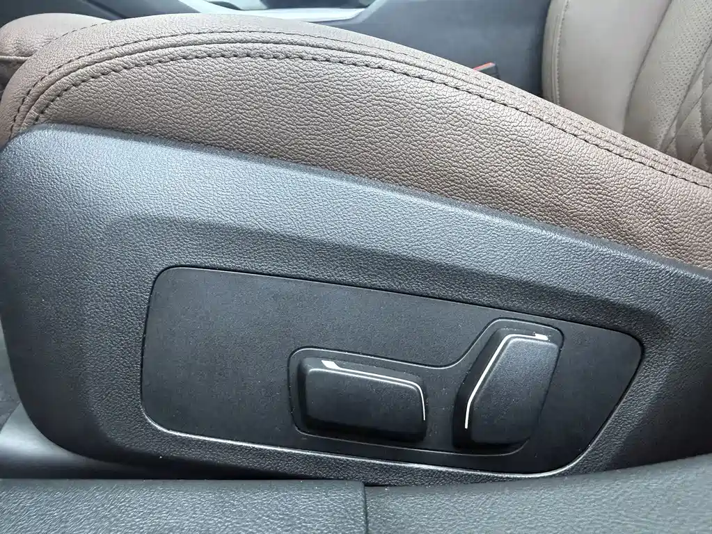 BMW 3 Series — миниатюра 21