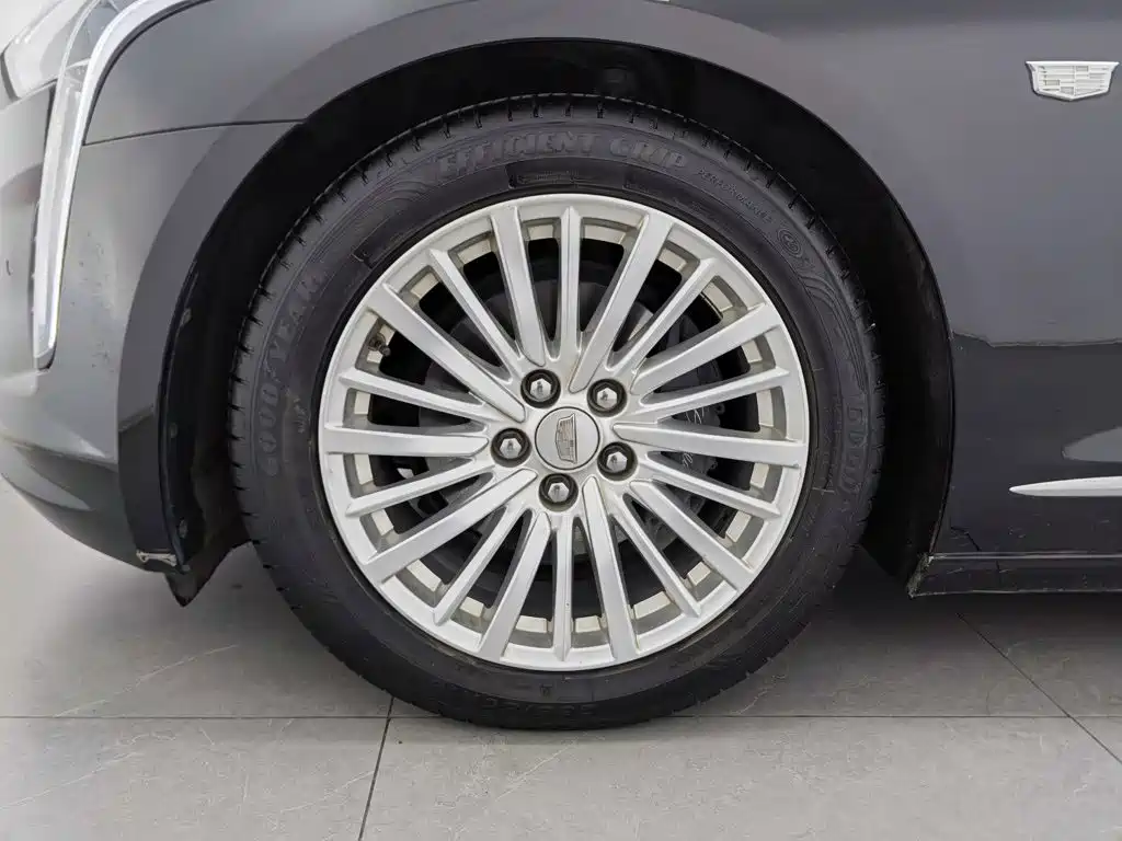 Cadillac CT6 — миниатюра 17